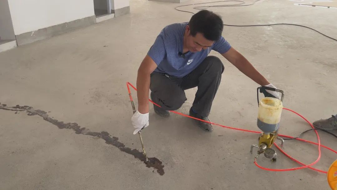 Case Study: The Problem of Industrial Park Roof Leakage